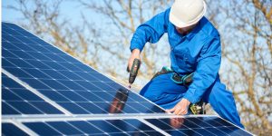 Installation Maintenance Panneaux Solaires Photovoltaïques à Brechamps